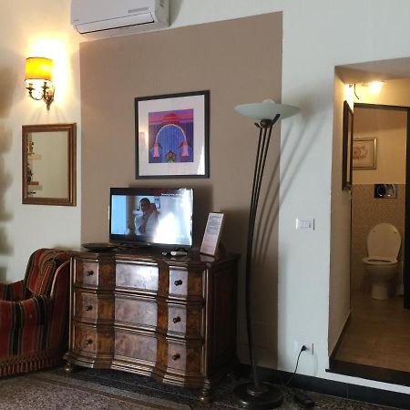 Casa Brigida Apartment Genoa Bagian luar foto