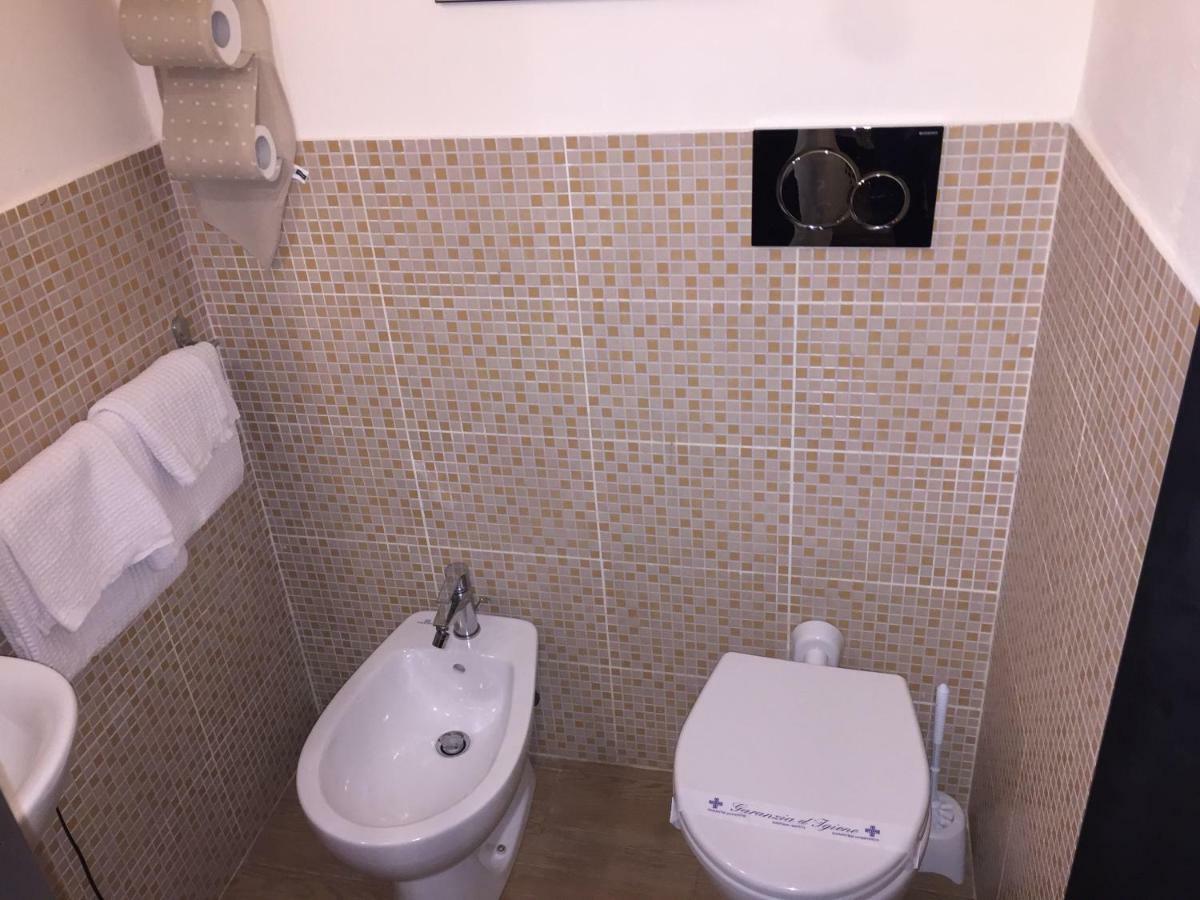 Casa Brigida Apartment Genoa Bagian luar foto
