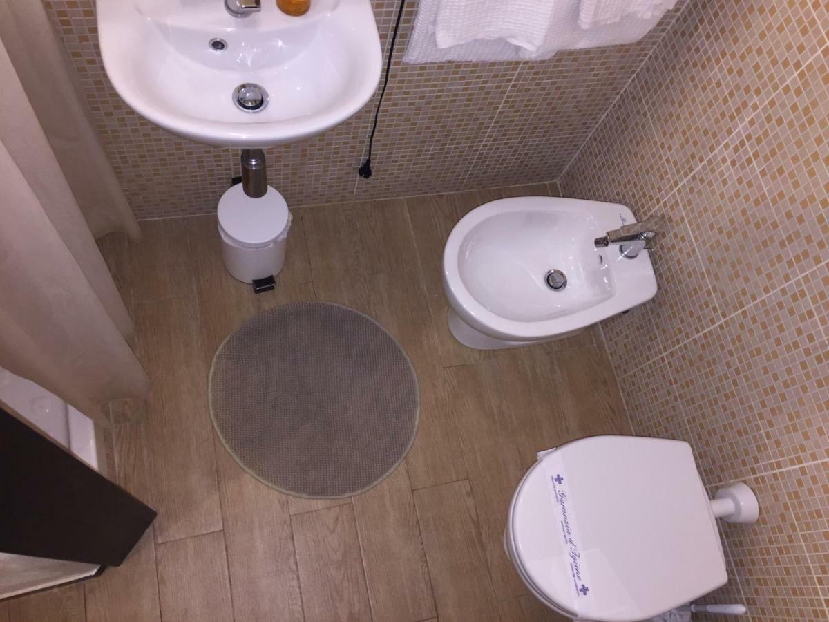 Casa Brigida Apartment Genoa Bagian luar foto