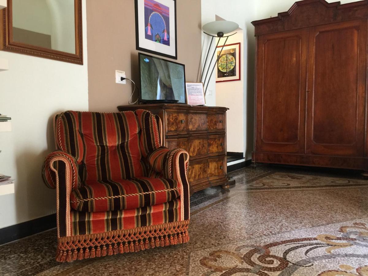 Casa Brigida Apartment Genoa Bagian luar foto